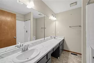 6636 Portrait Dr, Dayton, OH 45415 - Photo 14