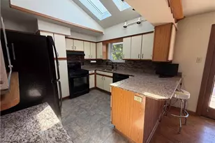 349 Grange Hall Rd, Beavercreek, OH 45430 - Photo 8