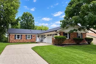 367 Bowman Dr, Fairborn, OH 45324 - Photo 1