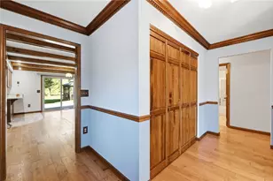 1013 Cardinal Dr, Enon Vlg, OH 45323 - Photo 6