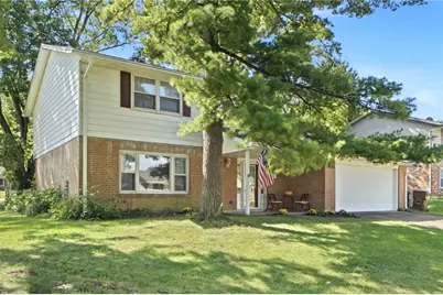 418 Zimmer Drive, Fairborn, OH 45324 - Photo 1