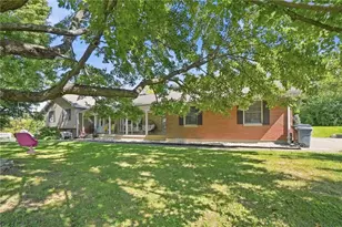 6272 Hendrickson Rd, Middletown, OH 45044 - Photo 2