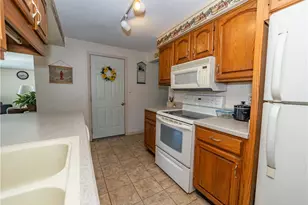 1039 Heathwood Dr, Englewood, OH 45322 - Photo 8