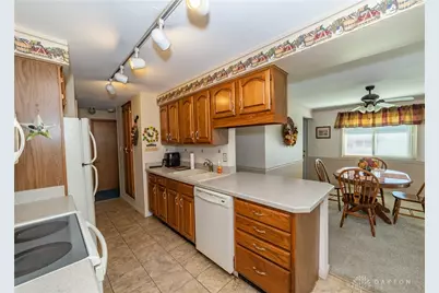 1039 Heathwood Drive, Englewood, OH 45322 - Photo 10