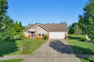 1581 Black Wolf Dr, Lebanon, OH 45036 - Photo 2