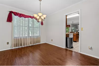 8807 Deer Valley Drive, Huber Heights, OH 45424 - Photo 8
