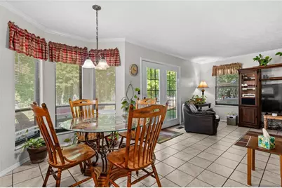 8807 Deer Valley Drive, Huber Heights, OH 45424 - Photo 12