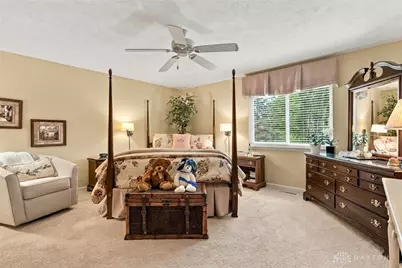 6901 Wembley Circle, Centerville, OH 45459 - Photo 16