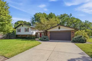 3888 Frostwood Dr, Beavercreek, OH 45430 - Photo 2