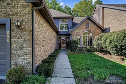 889 Timberlake Court, Dayton, OH 45429 - Photo 2