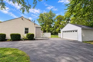 4 Richmond Ave, London, OH 43140 - Photo 4