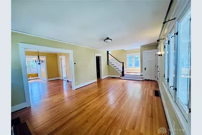 62 E Dixon Avenue, Oakwood, OH 45419 - Photo 18