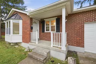 5 Marchester Dr, Kettering, OH 45429 - Photo 2