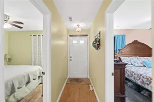 810 Pine Needles Dr, Dayton, OH 45458 - Photo 4