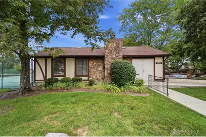 810 Pine Needles Drive, Dayton, OH 45458 - Photo 38