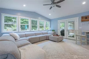 950 Pheasant Run Dr, Washington Twp, OH 45458 - Photo 16