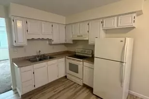1647 Stewart Blvd, Fairborn, OH 45324 - Photo 2