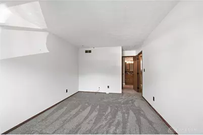 7702 Brams Hill Drive, Dayton, OH 45459 - Photo 32