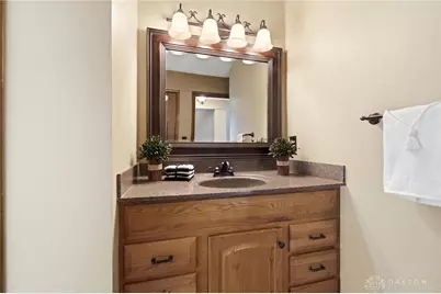 7702 Brams Hill Drive, Dayton, OH 45459 - Photo 36