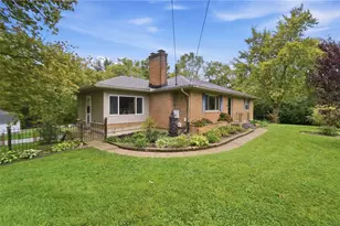 312 E Salem St, Clayton, OH 45315 - Photo 1