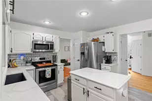 4322 Mantell Ct, Bellbrook, OH 45440 - Photo 10