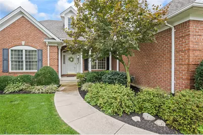 2730 Meadowpoint Drive, Troy, OH 45373 - Photo 2