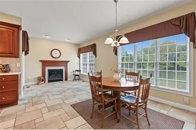 2730 Meadowpoint Drive, Troy, OH 45373 - Photo 14