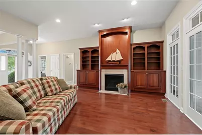 2730 Meadowpoint Drive, Troy, OH 45373 - Photo 8