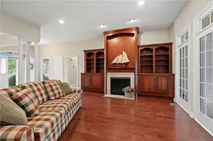 2730 Meadowpoint Dr, Troy, OH 45373 - Photo 8