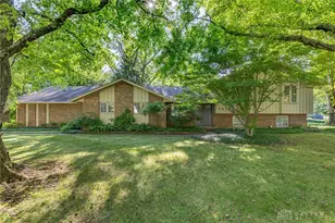 7511 Cloverbrook Park Dr, Centerville, OH 45459 - Photo 1