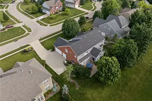 1050 Star Valley Ct, Centerville, OH 45458 - Photo 10
