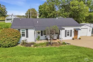 2106 Hamilton Rd, Lebanon, OH 45036 - Photo 2