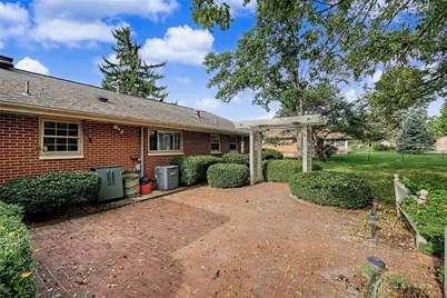314 Beckenham Road, Englewood, OH 45322 - Photo 38