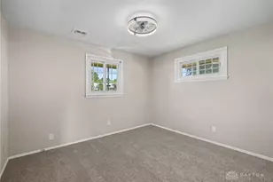 11 Hillgard St, Dayton, OH 45426 - Photo 16