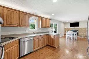 3977 Rexford Rd, Beavercreek, OH 45430 - Photo 14