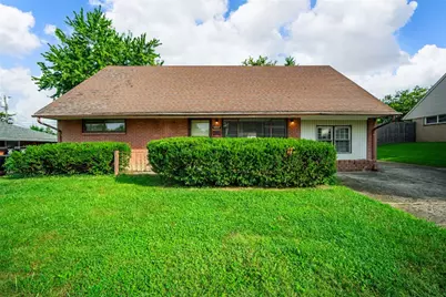 4867 Rittenhouse Drive, Huber Heights, OH 45424 - Photo 2