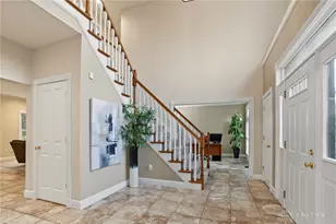 1939 Fountain View Dr, Dayton, OH 45414 - Photo 2