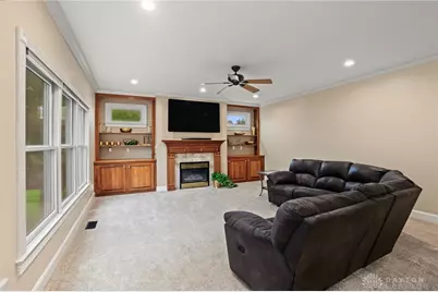 1939 Fountain View Drive, Dayton, OH 45414 - Photo 20