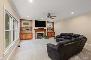 1939 Fountain View Dr, Dayton, OH 45414 - Photo 20