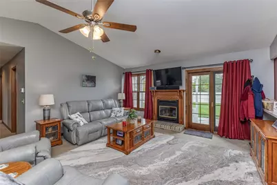 5373 Upper Valley Pike, Springfield, OH 45502 - Photo 8
