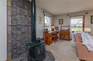 5373 Upper Valley Pike, Springfield, OH 45502 - Photo 32