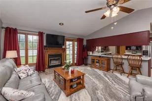 5373 Upper Valley Pike, Springfield, OH 45502 - Photo 8