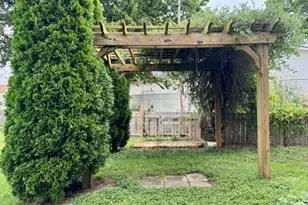 207 W Monument St, Pleasant Hill, OH 45359 - Photo 8