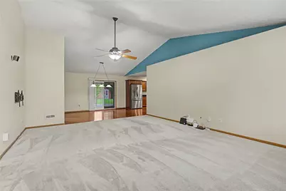 6230 7 Pines Drive, West Carrollton, OH 45449 - Photo 6
