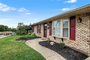 6230 7 Pines Dr, West Carrollton, OH 45449 - Photo 4