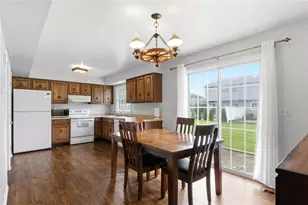 420 Gwinnett Cmns, Washington Twp, OH 45459 - Photo 8