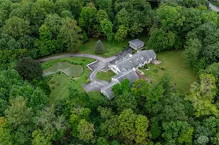 1060 Hidden Ridge Ln, Washington Twp, OH 45459 - Photo 8