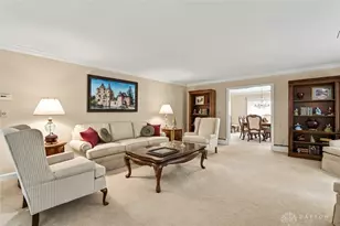 1060 Hidden Ridge Ln, Washington Twp, OH 45459 - Photo 18