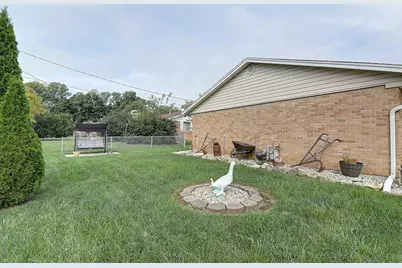 5753 Lily Lane, Dayton, OH 45414 - Photo 22