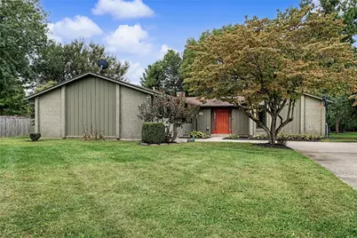 2180 Woodstock Court, Troy, OH 45373 - Photo 2